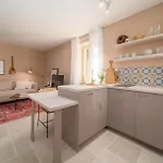 Διαμέρισμα Heritage With Airy Vibes At Montalbano Ρόβινι