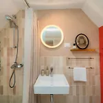 Heritage With Airy Vibes At Montalbano