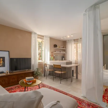 Appartement Heritage With Airy Vibes At Montalbano *