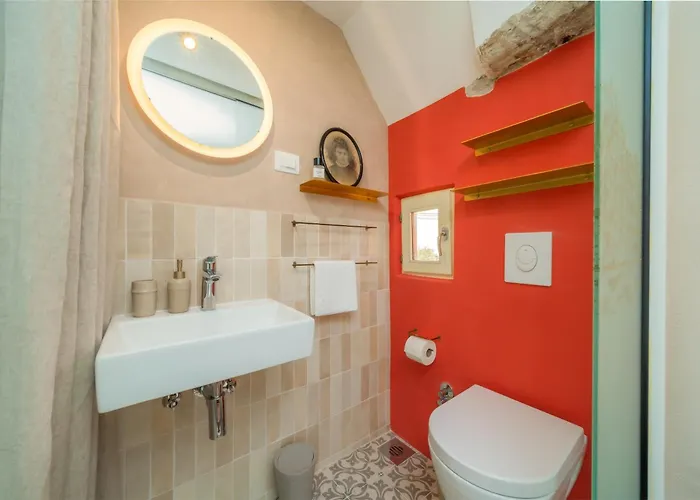 Heritage With Airy Vibes At Montalbano * Rovinj