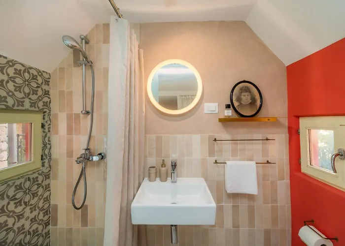 Heritage With Airy Vibes At Montalbano